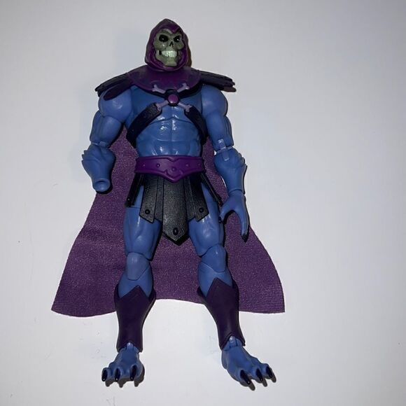 He-Man and the Masters of the Universe Skeletor Posable Action Figure FLAW - Picture 1 of 5